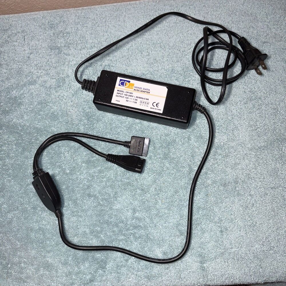 OEM cd coming data ac/cd adapter cp1301 Input 100-240V Output 12v/5v -1.5A